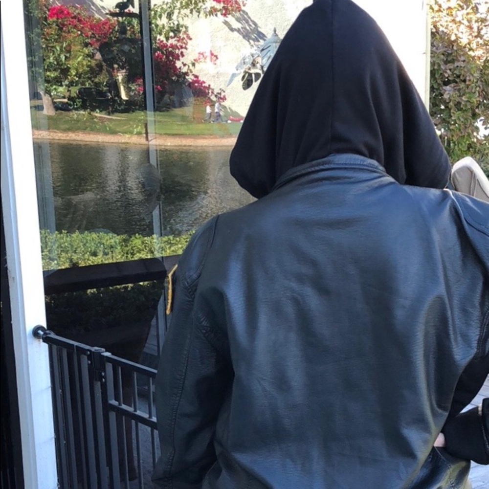 Leather Jacket - Picture 5 of 6